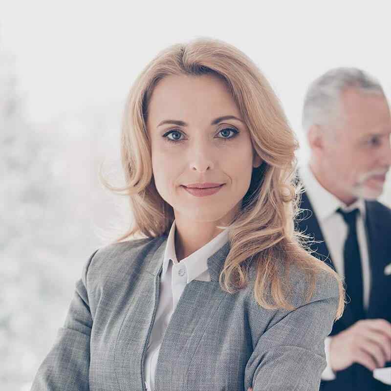 https://credsoftech.com/wp-content/uploads/2019/04/img-people-05.jpg